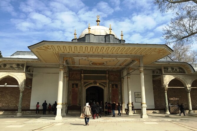 Highlights of Istanbul With Private Tour Guide Zerrin - Topkapi Palace: Historical Ottoman Treasures