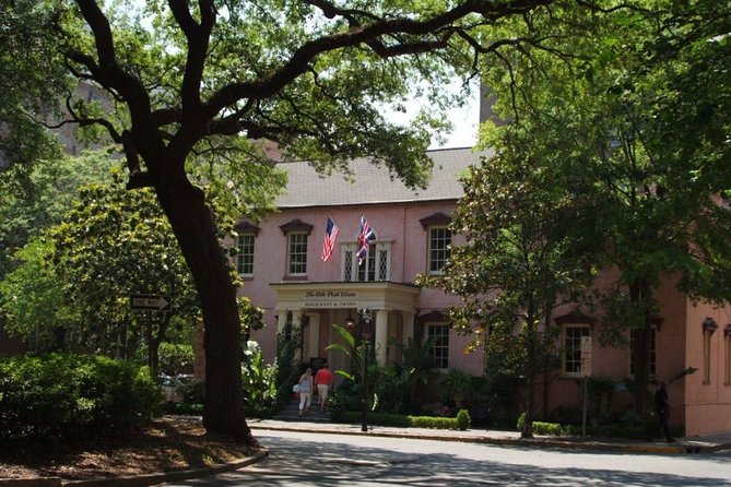 Historic Homes of Savannah Guided Walking Tour