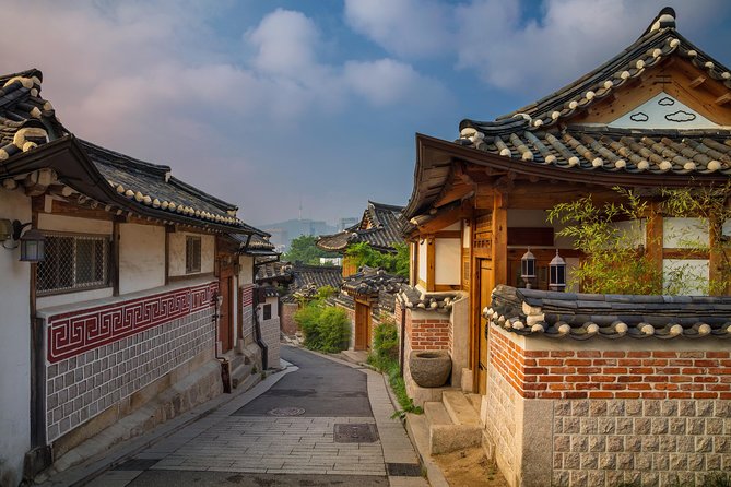 Historic Seoul: Explore Bukchon Hanok Village