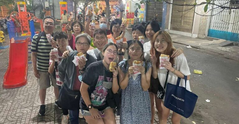 Ho Chi Minh: Thirteen-Tastings Private Walking Food Tour