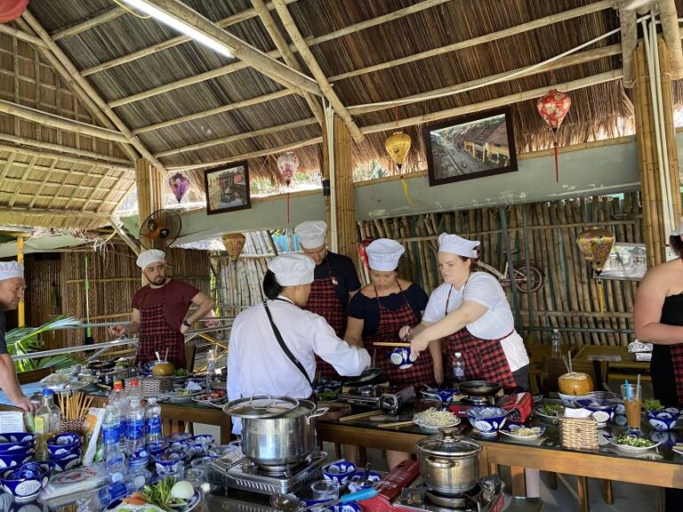 Hoi An: Bay Mau Cooking Class W Optional Market &Basket Trip