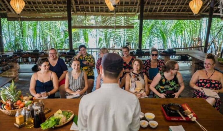 Hoi An: Market Trip, Basket Boat & Cooking Class With Locals