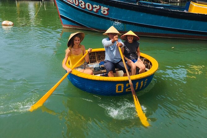 Hoi an Small-Group Bicycle and Bamboo Boat Trip With Lunch