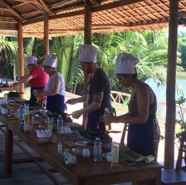 Hoi An: Tra Que Herb Village Cooking Class