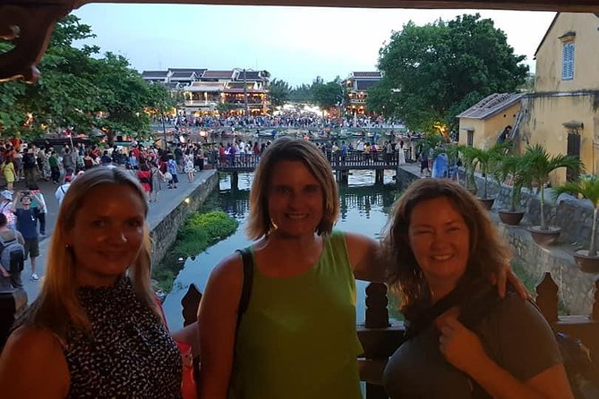 Hoi an Walking Tour With Night Market, Sampan Boat Ride From Da Nang or Hoi an