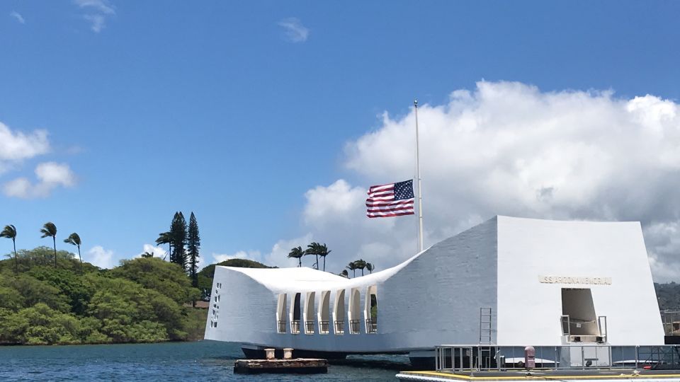 1 honolulu pearl harbor uss arizona memorial and city tour Honolulu: Pearl Harbor, USS Arizona Memorial and City Tour