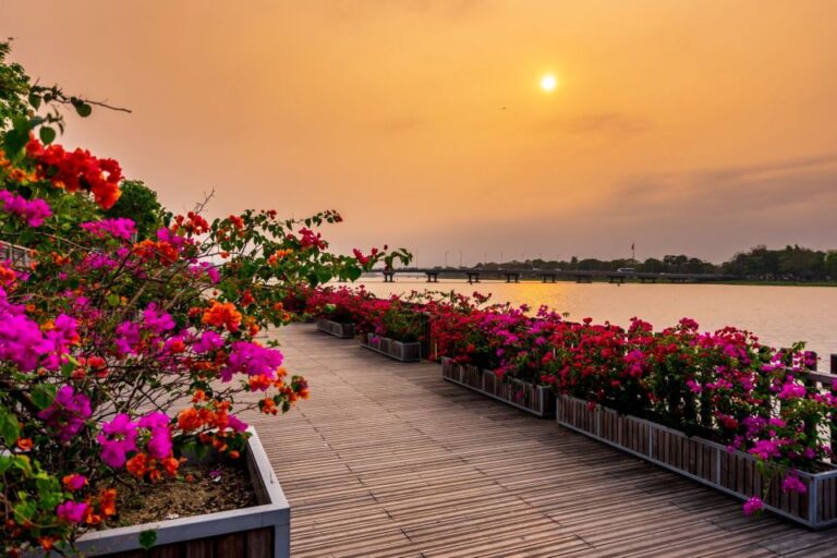 Hue: Sunset Cruise Along Perfume River