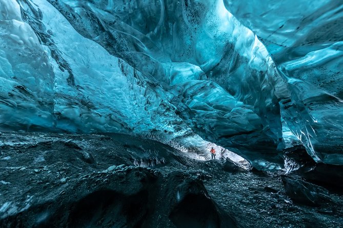 Iceland Vatnajökull Ice Cave & Glacier Hike Full-Day Tour  – Hofn