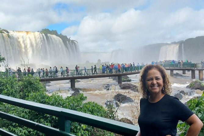 Iguaçu: Brazilian Side Falls, Boat Tour, Bird Park – Tickets & Lunch Included