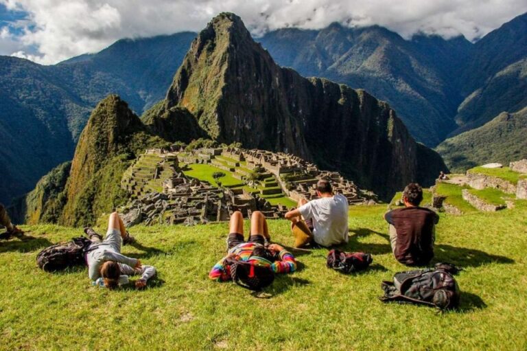 Inca Jungle Trek to Machu Picchu 4 Days 3 Nights