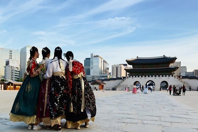 Insadong / Gyeongbok Palace / Hanok Village / Gwangjang Market (Korea Day Tour)