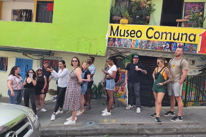 Inside the Real Comuna 13 and Graffiti Private Tour From Medellin