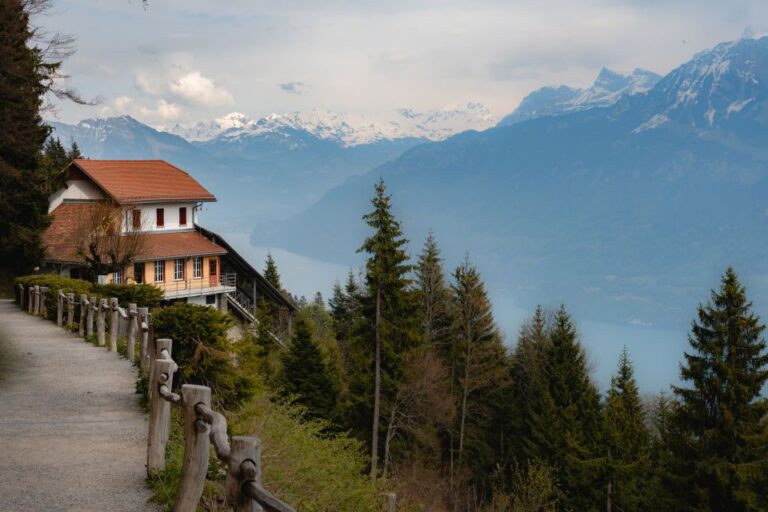 Interlaken: Exclusive Private Architecture Tour With a Local