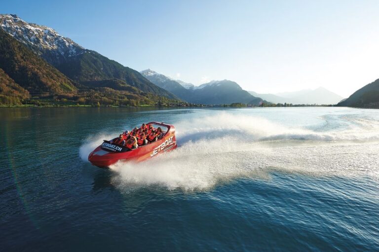 Interlaken: Scenic Jetboat Ride on Lake Brienz