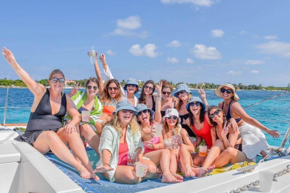 1 isla mujeres catamaran with snorkel open bar and transfer Isla Mujeres: Catamaran With Snorkel, Open Bar, and Transfer