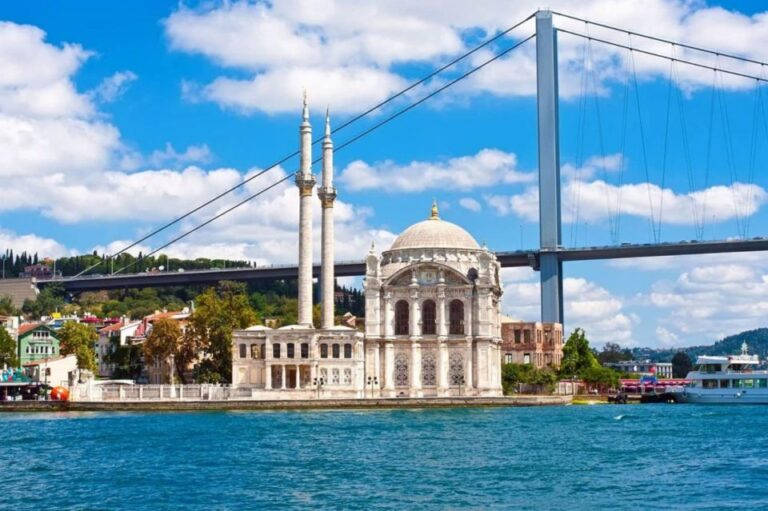 Istanbul: Full Day Private Tour ( Car&Guide )