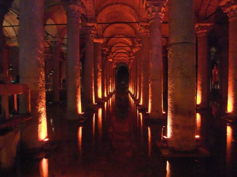 Istanbul Walking Tour: Discovering Old Town