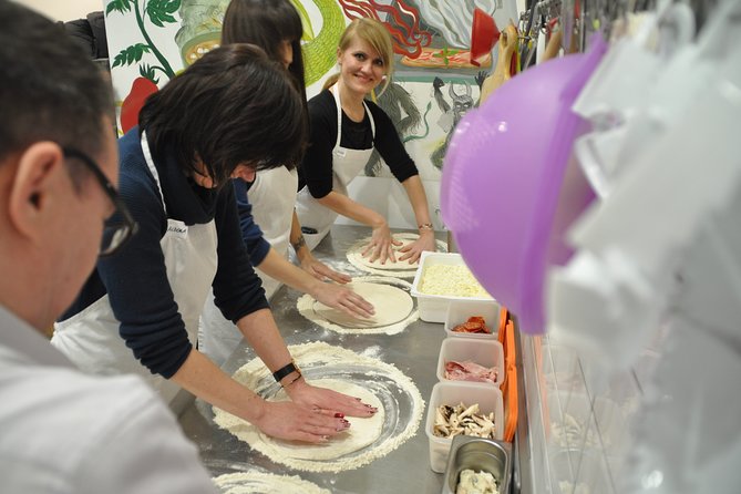 Italian Pizza Cooking Class With Chef Francesco in Padova