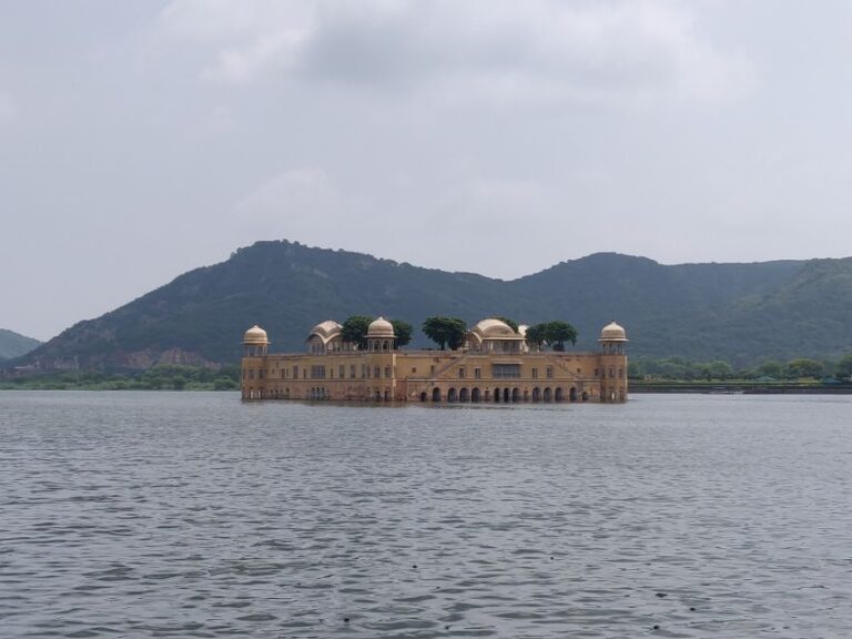 Jaipur: Amber Fort & Jal Mahal Full-Day Private Guided Tour