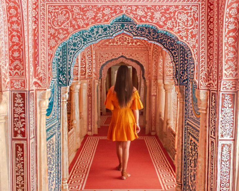 Jaipur: Guided Amer Fort and Jaipur City Tour All-Inclusive