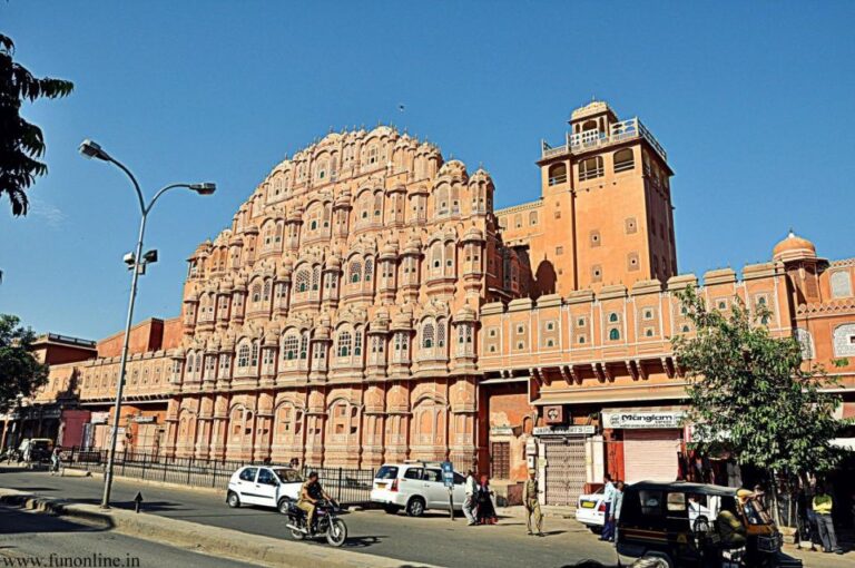 Jaipur: Private City Tour With Car & Guide
