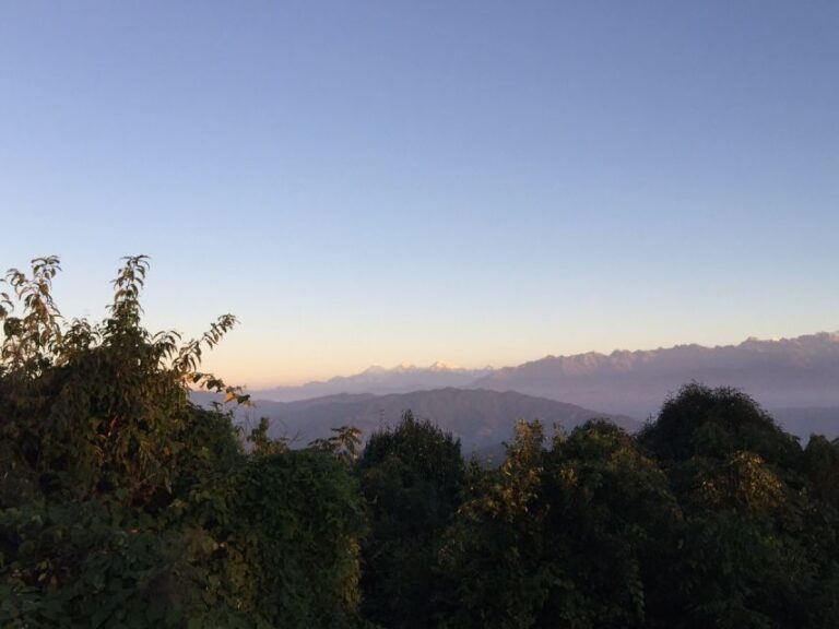 Kathmandu: Nagarkot Private Sunrise Hike With Lunch