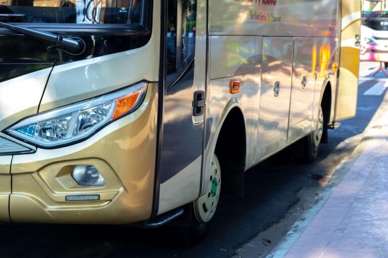 Kathmandu-Pokhara (Deluxe Tourist Bus)