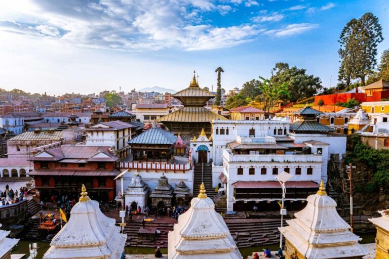 Kathmandu’s Cultural Tour: Buddha, Pashupatinath & Bhaktapur