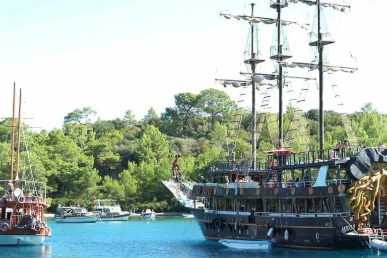 Kemer Full-Day Pirate Boat Trip With Lunch