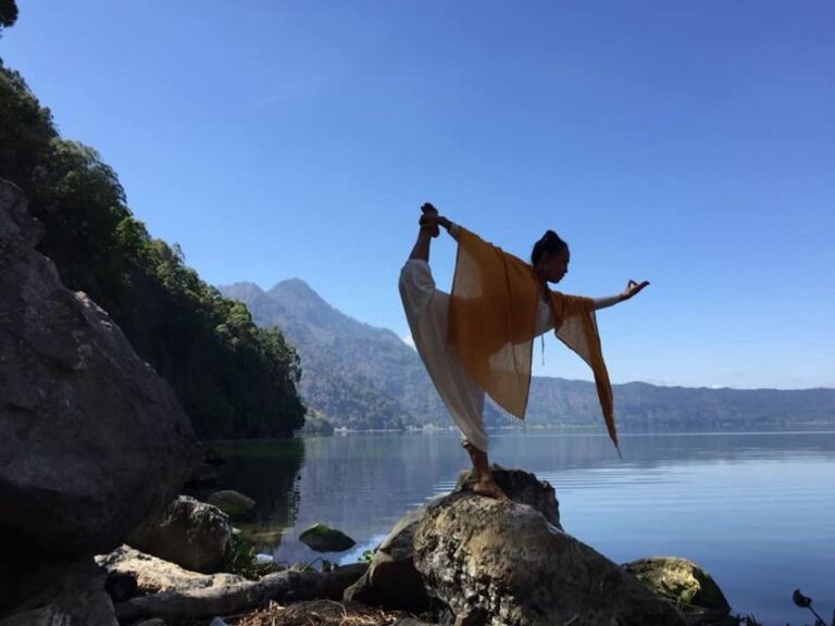 Kintamani: Sunrise Yoga, Meditation, Earth & Water Rituals