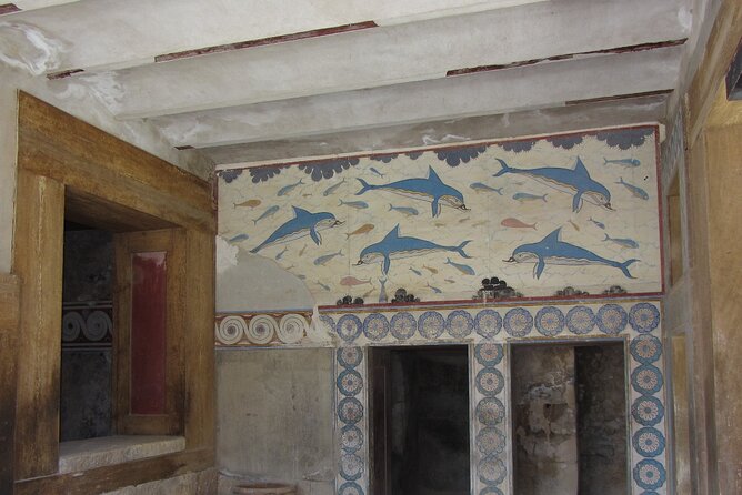 1 knossos and museum private tour from chaniaprice per group of 6 Knossos and Museum Private Tour From Chania(Price per Group of 6)