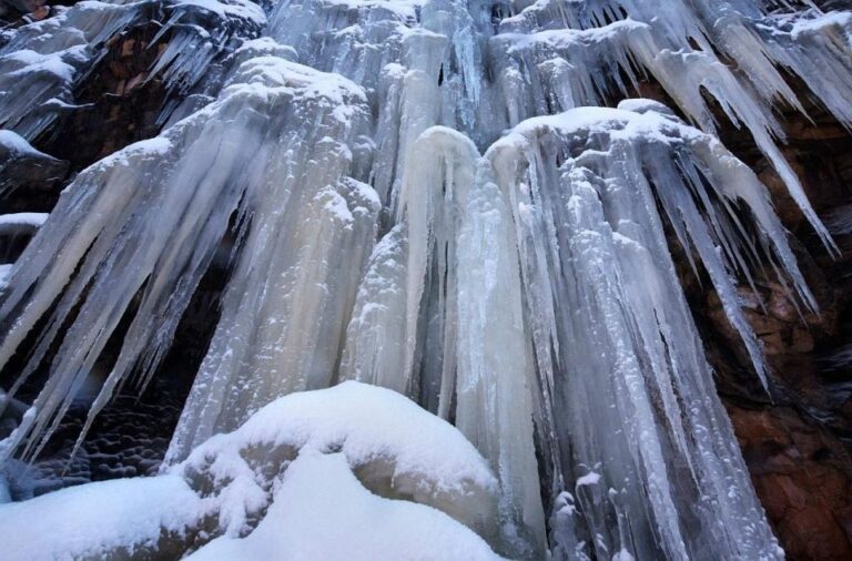 Korouoma National Park: Frozen Waterfalls Hike & Barbeque