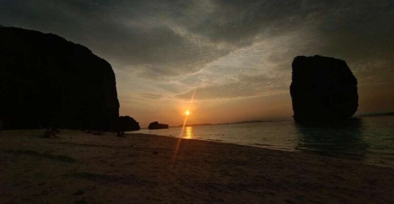 Krabi 7 Island Sunset by Luxury Vintage Boat With BBQ Dinner