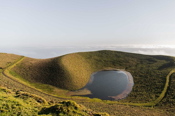 1 lakes and volcanoes private jeep tour full day Lakes and Volcanoes Private Jeep Tour (Full Day)