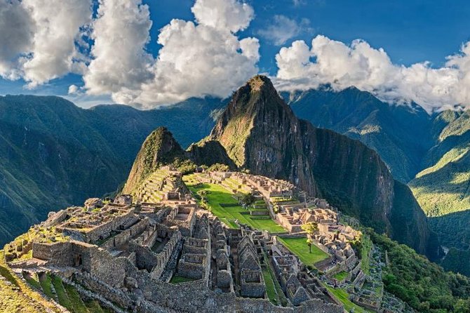 Lares Trek to Machu Picchu (4 Days)