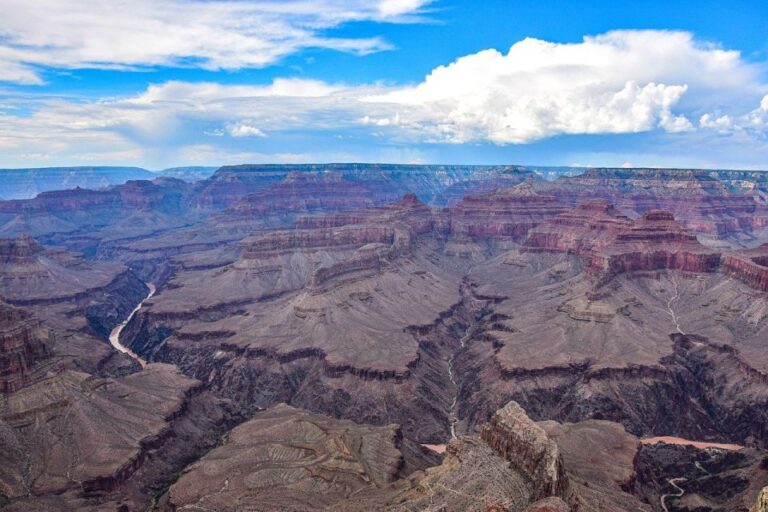 Las Vegas: Grand Canyon West Bus Tour With Guided Walk