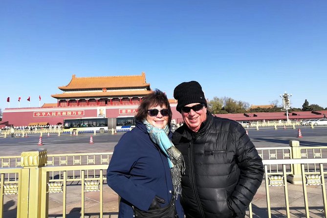 Layover Private Tour- Tiananmen Square, Forbidden City, Jingshan Park