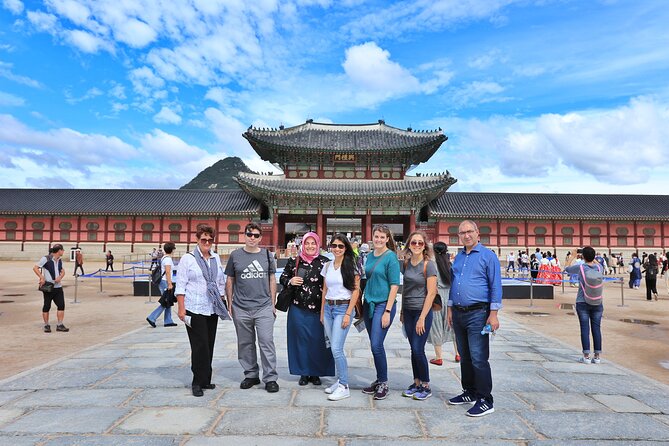 Layover Tour From Incheon Airport to Seoul With a Tour Specialist - Tour Highlights