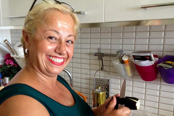 Learn To Cook From a Local: Private Cooking Class In an Istanbul Home