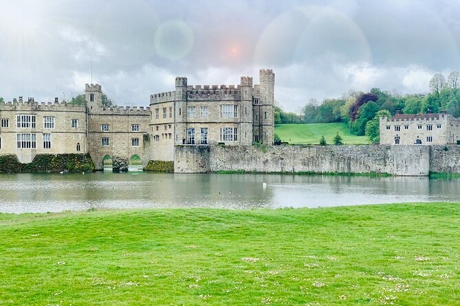 Leeds Castle and Canterbury – Day Tour From Brighton