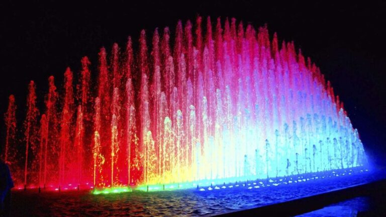 Lima: 3-Hour Magic Water Circuit and Fantasy Fountain Show