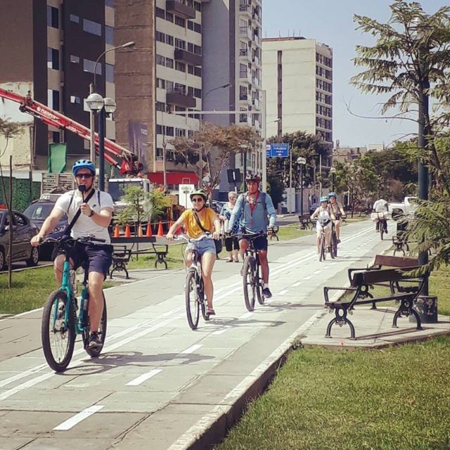 Lima: Bike Tour in Miraflores and Barranco