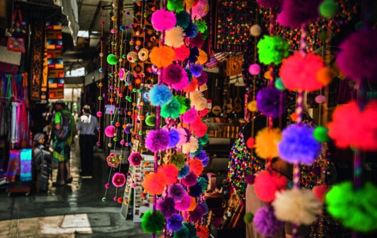Lima: Indian Market Private Guided Tour
