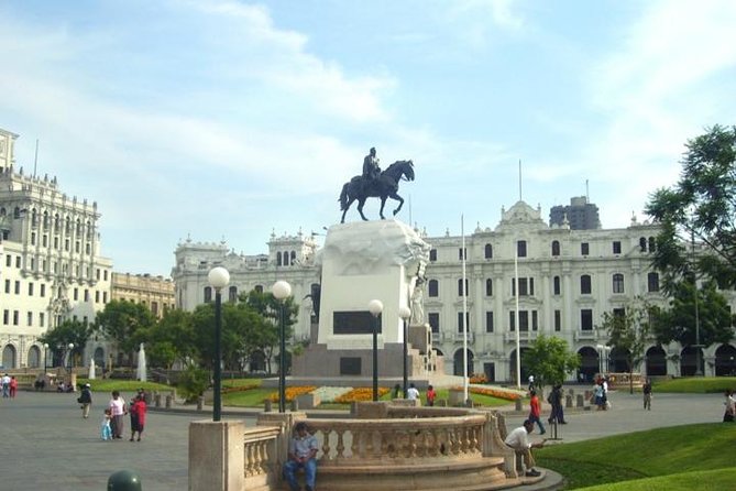 Lima Must-See Landmarks Small-Group Tour