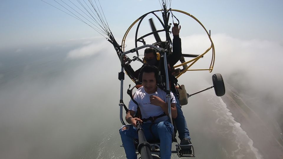 1 lima paragliding flight over costa verde districts Lima: Paragliding Flight Over Costa Verde Districts