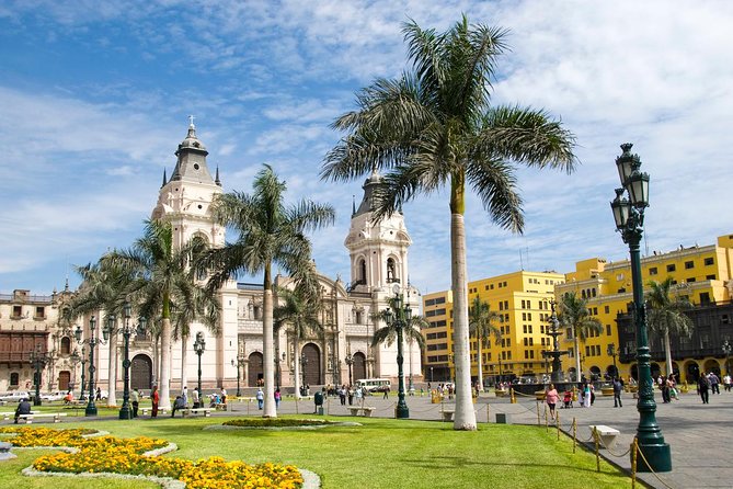 Lima Walking City Tour With Catacombs Visit (Transport Included)