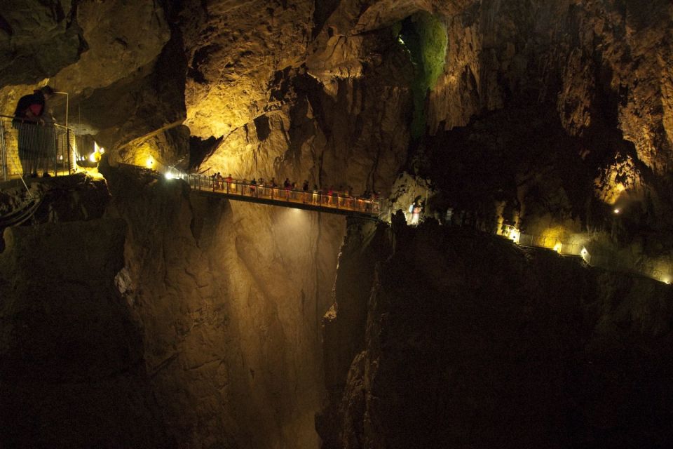 1 lipica stud farm skocjan caves from koper Lipica Stud Farm & ŠKocjan Caves From Koper