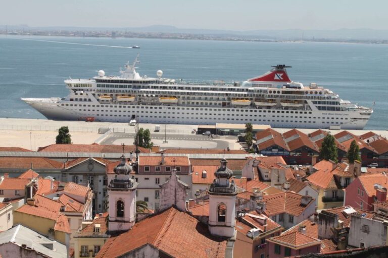 Lisbon: 2-Hour Walking Tour Shore Excursion