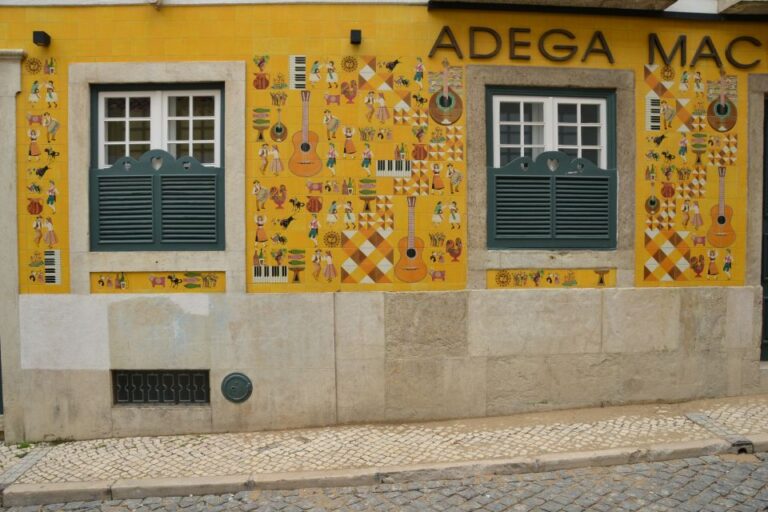 Lisbon: Bairro Alto and Bica City Discovery Game