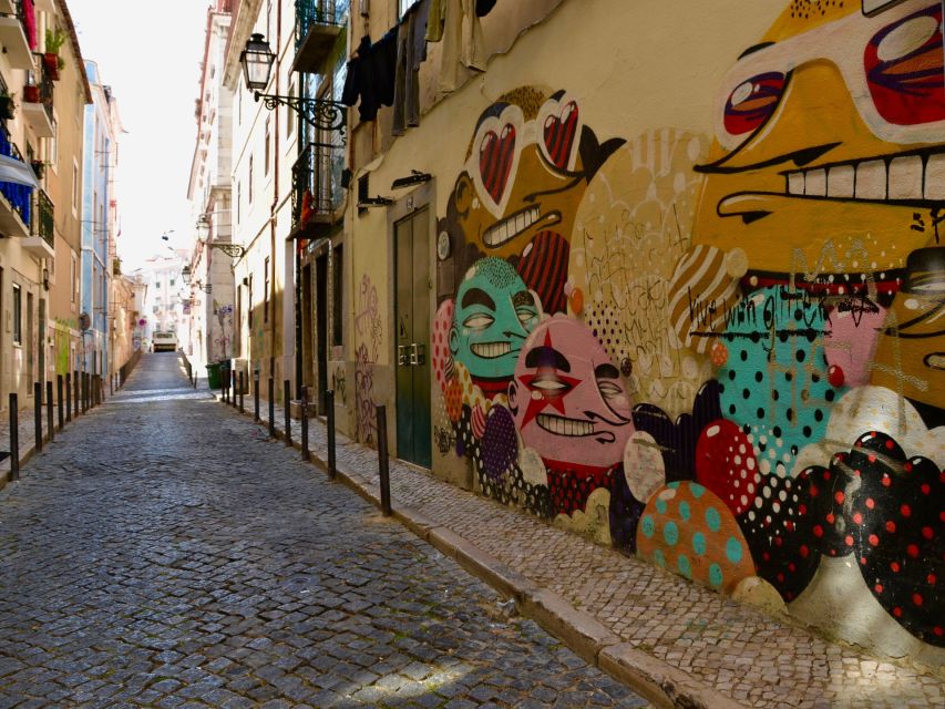 Lisbon: Bairro Alto and Príncipe Real City Discovery Game - Experience Highlights